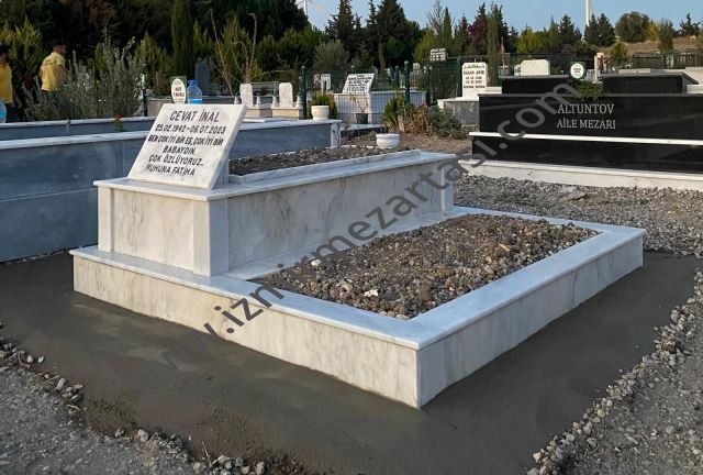 AİLE KABRİ 003