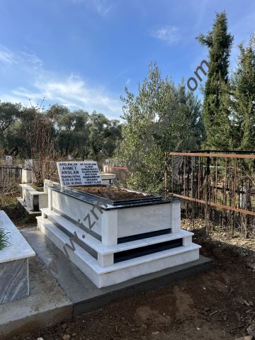 MERMER VE GRANİT MEZAR 010